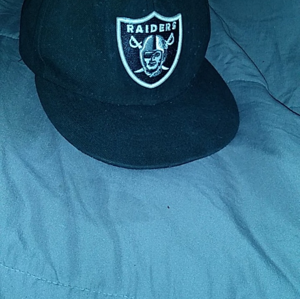 A raiders fitted hat